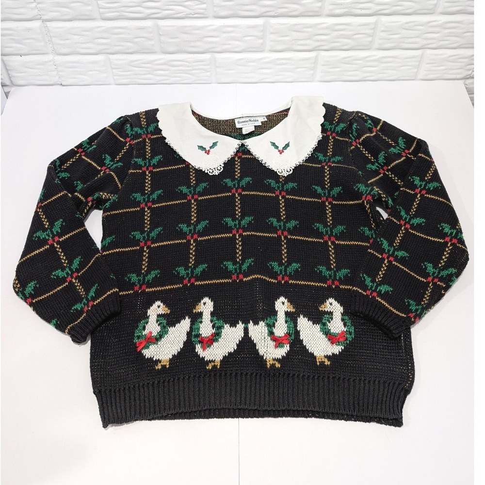 Vintage Christmas Sweater Women Medium Geese Holly Lace Collar Cottagecore USA